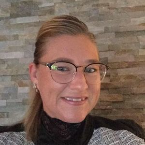 Meet your Posher, Anne